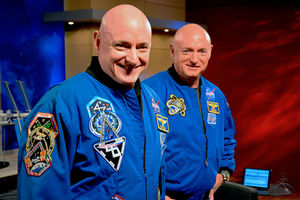 Twins Scott and Mark Kelly