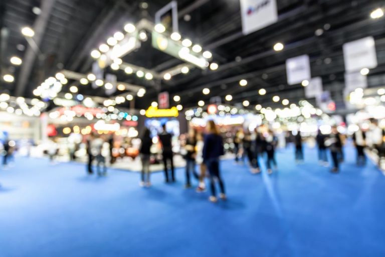 3 Attention Hacks for Sponsors and Exhibitors: No more silly BINGO cards